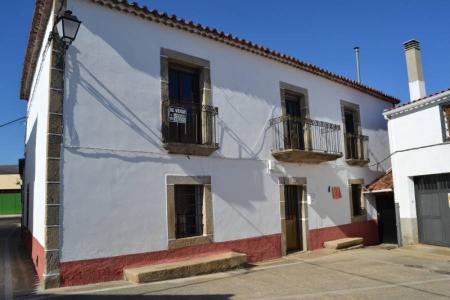 Casa en venta en La Granja, Cáceres, 250 mt2, 6 habitaciones