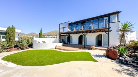 4 Bedrooms - Villa - Lanzarote - For Sale, 323 mt2, 4 habitaciones