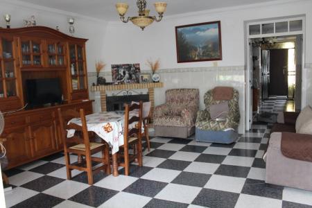 Casa de pueblo en venta en Lora de Estepa, Sevilla, 249 mt2, 5 habitaciones