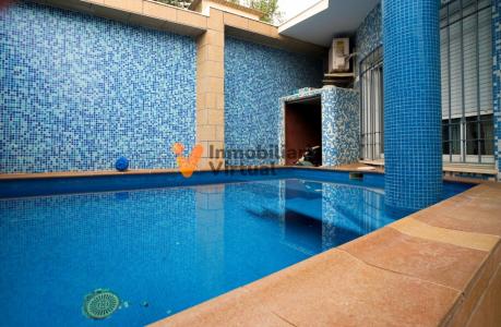 Se vende casa con piscina, Lucena, 262 mt2, 3 habitaciones