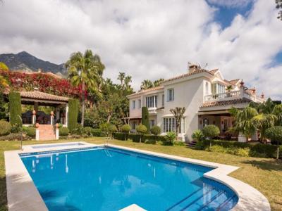 Luxurious And Elegant Villa For Sale In Sierra Blanca With Sea Views, Marbella, 1055 mt2, 6 habitaciones
