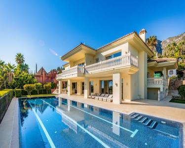 7 room house  for sale in Marbella, Spain for 0  - listing #1053540, 1820 mt2, 8 habitaciones
