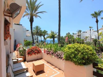 Spacious Beachfront Duplex Penthouse With Sea Views For Sale In Ventura Del Mar, Puerto Banus, Marbe, 475 mt2, 5 habitaciones
