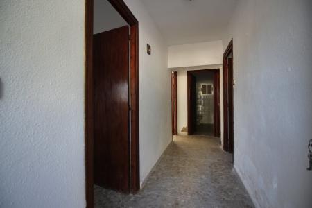 Casa en el centro de la localidad de Lacara a tan solo 12 minutos de Montijo., 92 mt2, 3 habitaciones