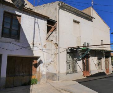 Se vende casa a reformar en La Albatalia, 271 mt2, 6 habitaciones