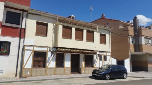 Edificio en venta en Palencia Capital, 240 mt2, 10 habitaciones