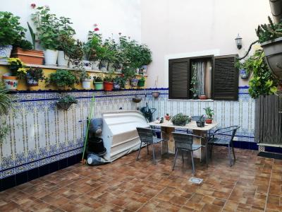 Casa de 2 plantas con patio y techo libre en Palma, 160 mt2, 4 habitaciones