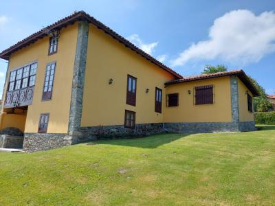 Tipica casona Asturiana cercana a la costa, 180 mt2, 4 habitaciones