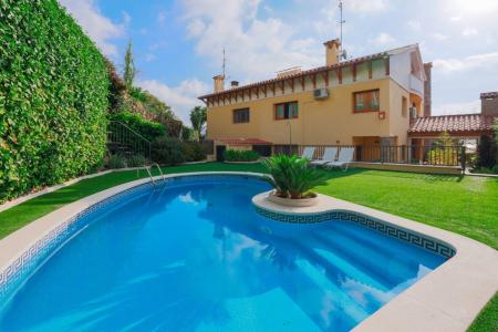 Casa con piscina en Premià de Dalt, 516 mt2, 5 habitaciones