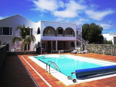 10 Bedrooms Villa - Lanzarote - For Sale, 10 habitaciones