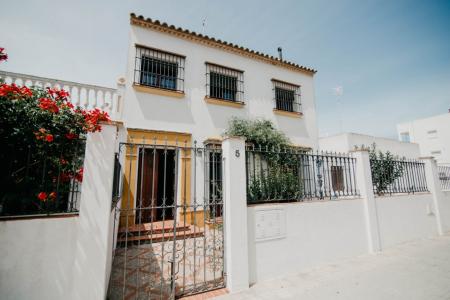 UNA CASA DE ENSUEÑO JUNTO AL PASEO MARÍTIMO, 126 mt2, 4 habitaciones