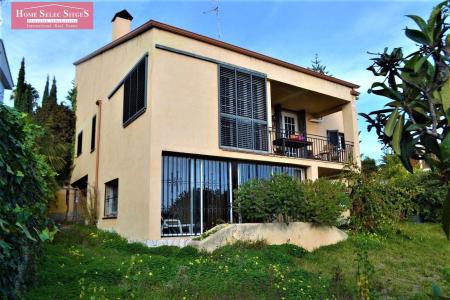 Casa con jardín y bonitas vistas al mar en Vallpineda Sitges, 292 mt2, 4 habitaciones