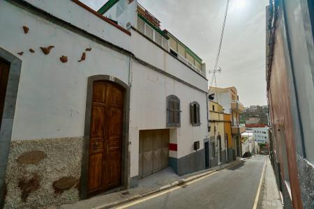 Venta de casa en la Montañeta-Arucas, 200 mt2, 5 habitaciones