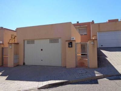 Casa adosada de 189 m2 en venta en Toledo (zona Valparaíso), 189 mt2, 4 habitaciones