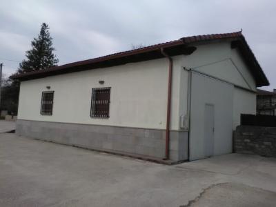 Se Vende o Alquila Casa- Nave  En Villanueva De Mena., 98 mt2