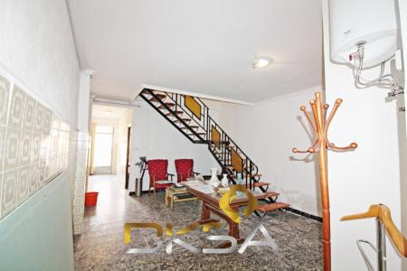 Amplia casa en venta en la zona Calvario, Vila-real, 169 mt2, 5 habitaciones