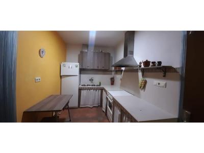 Se vende casa en calle Travesía asturias villarrobledo, 3 habitaciones
