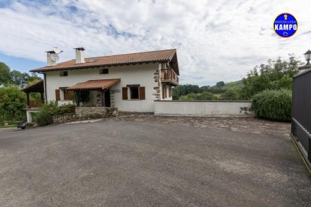 Se vende Caserío en Lesaka Monte (Navarra),  rehabilitado en 2015, 363 mt2, 4 habitaciones