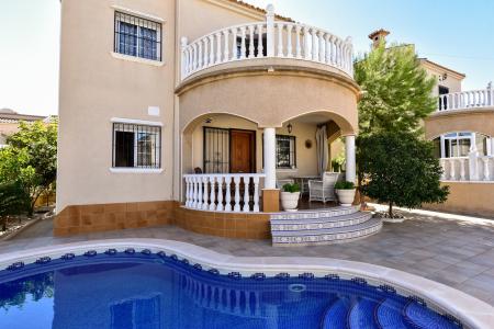 Chalet 3 bedrooms  for sale in Orihuela Costa, Spain for 0  - listing #1229965, 125 mt2
