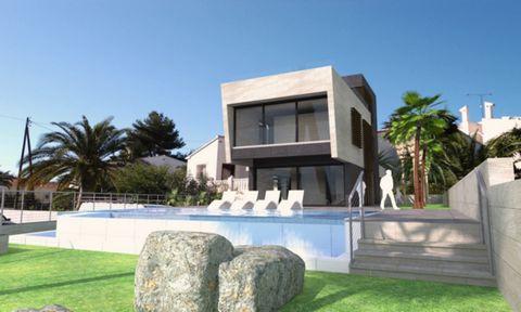 Lujoso chalet en construcción de 5 dormitorios en Calpe( Costa Blanca), con piscina privada, vistas parciales al mar y a las montañas, a solo 80 m de la playa., 550 mt2, 5 habitaciones