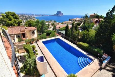 Impresionante villa en Calpe con vistas al mar y al Peñón desde la piscina., 366 mt2, 3 habitaciones