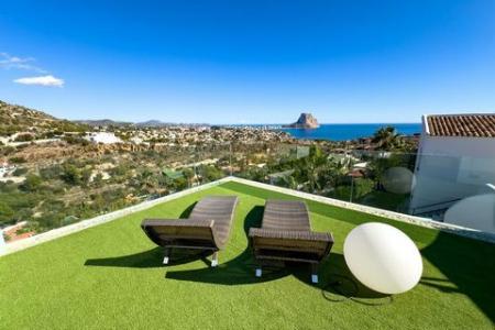 Villa Vanguardista con estupendas vistas panorámicas., 330 mt2, 4 habitaciones