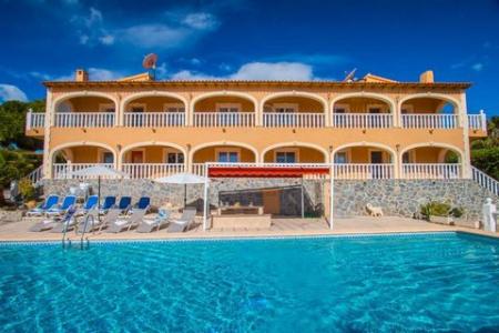 Villa con piscina privada en Calpe (Costa Blanca), 480 mt2, 12 habitaciones