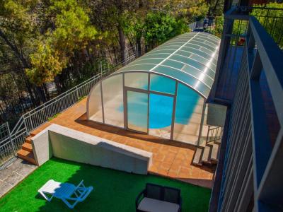 Chalet con gran piscina en zona privilegiada del Clavín, 491 mt2, 4 habitaciones