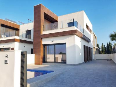 Villa adosada de 3 dormitorios en Daya Nueva, Alicante, 96 mt2, 3 habitaciones