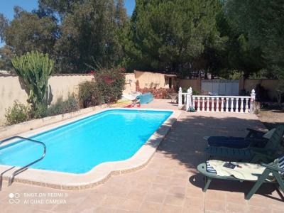 Chalet con piscina y área de recreo en parcela de 800 m2 en Cañada de San Pedro, 140 mt2, 3 habitaciones
