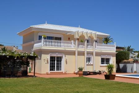 Chalet de lujo en Cabo Roig, 273 mt2, 3 habitaciones