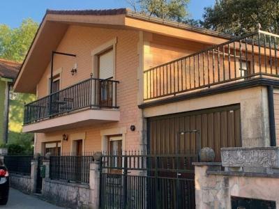 SE VENDE CHALET INDIVIDUAL EN RAMALES, 194 mt2, 4 habitaciones