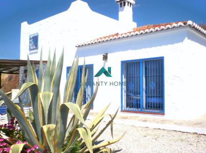 Chalet en Alfamar, Salobreña, 1665 mt2, 2 habitaciones