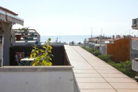 Fantastico duplex con terraza y vistas al mar., 93 mt2, 2 habitaciones
