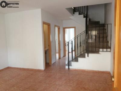 INMOBILIARIA TEJARES VENDE DÚPLEX ADOSADO EN CASAS DE JUAN NUÑEZ, 125 mt2, 4 habitaciones