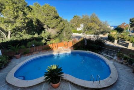 Casa en Cala Pi con piscina comunitaria. PROPIEDAD DE BANCO., 144 mt2, 2 habitaciones