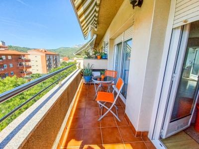 Magnífico dúplex a la venta en Olesa de Montserrat zona Closos, 147 mt2, 4 habitaciones