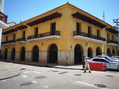 SE VENDE EDIFICIO DE USO COMERCIAL EN EL CENTRO HISTORICO DE CARTAGENA, 1478 mt2