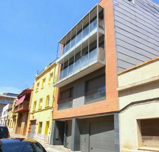 Oportunidad de Inversión en Figueres Centro., 990 mt2, 17 habitaciones