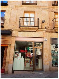 Urbis te ofrece en venta un bonito edificio en el centro de Salamanca:, 156 mt2