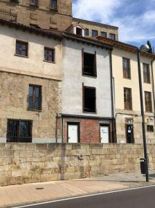 Urbis te ofrece un edificio en venta en zona Universidad, Salamanca., 280 mt2, 4 habitaciones