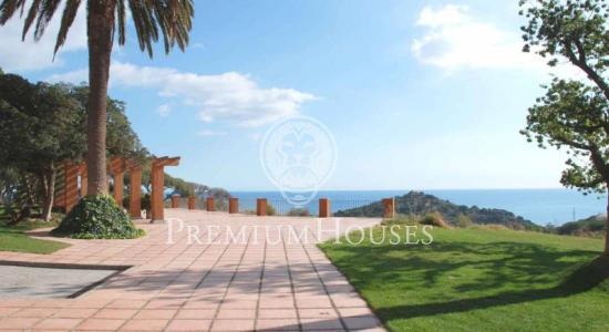 Tribuna frente al mar en venta con espectaculares vistas al mar en Mataró, 1300 mt2, 9 habitaciones