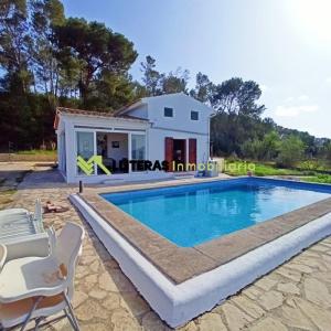 Finca rustica  con piscina y buenas vistas entre Sant Joan y Sineu, 153 mt2, 4 habitaciones