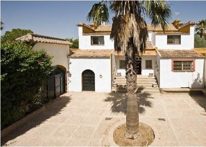 Finca andaluza del siglo XIX con el encanto y carácter del sur de España., 959 mt2, 9 habitaciones