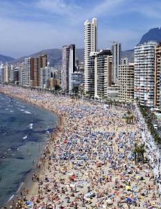 Hotel  for sale in Benidorm, Spain for 0  - listing #517799, 1085 mt2