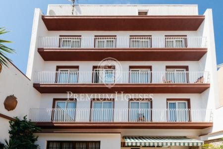 Hotel en venta en Malgrat de Mar en el centro., 800 mt2, 24 habitaciones