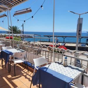 Se traspasa restaurante frente al mar en Las Americas, 80 mt2