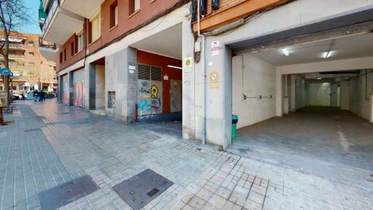 Local Comercial de venta en Barcelona, zona Sants-Badal, 138 mt2