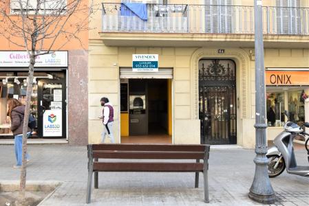 Local comercial en alquiler o traspaso en la Avenida Gaudi 64 - Barcelona, 60 mt2
