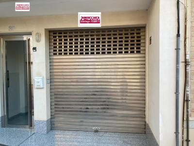 VENTA DE LOCAL COMERCIAL EN BENIFAIO, 103 mt2